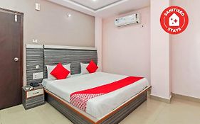 Oyo 30750 M R Residency